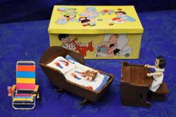 VINTAGE MINI WOODEN DOLL SET!