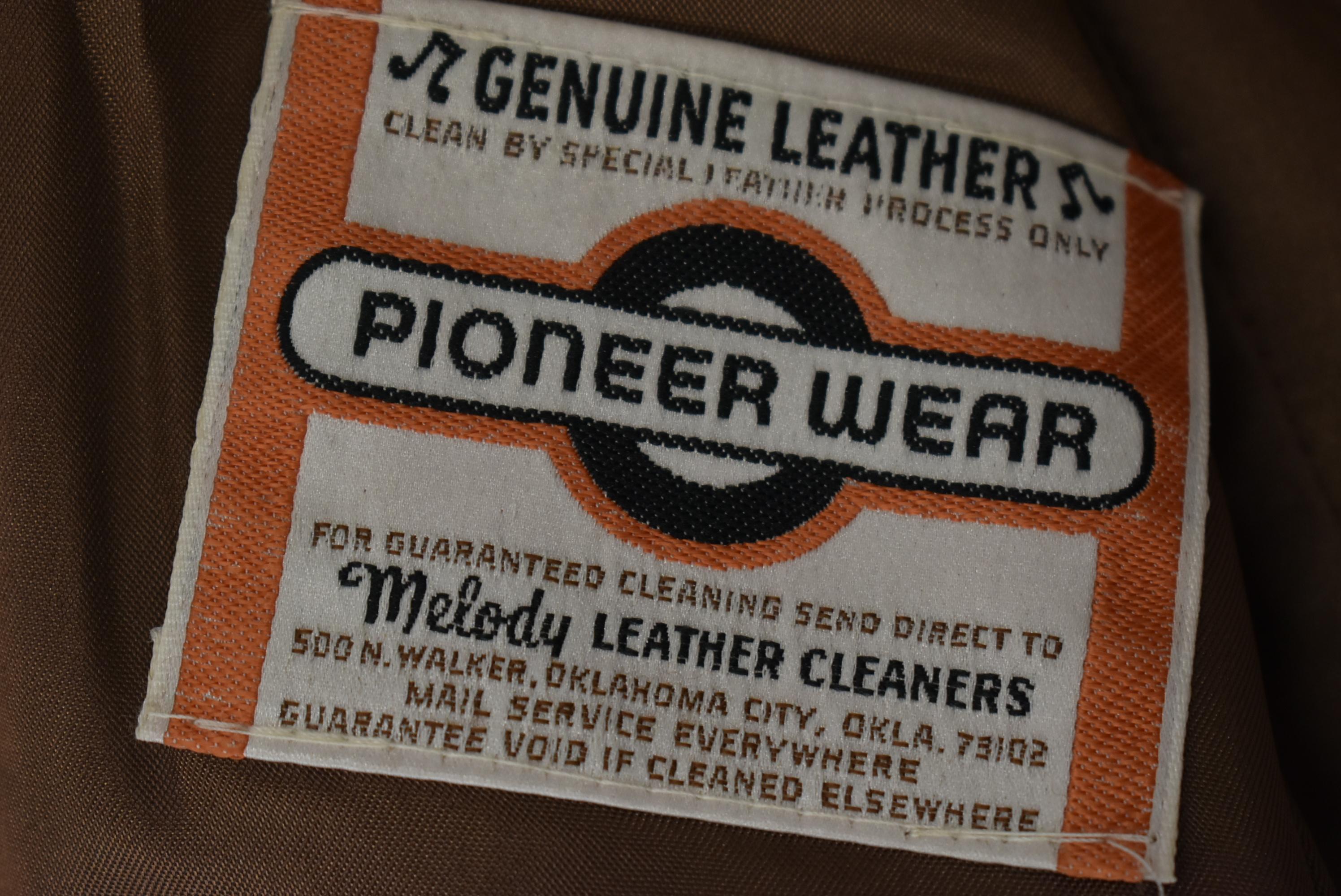 PIONEER WEAR LEATHER COAT!! 73