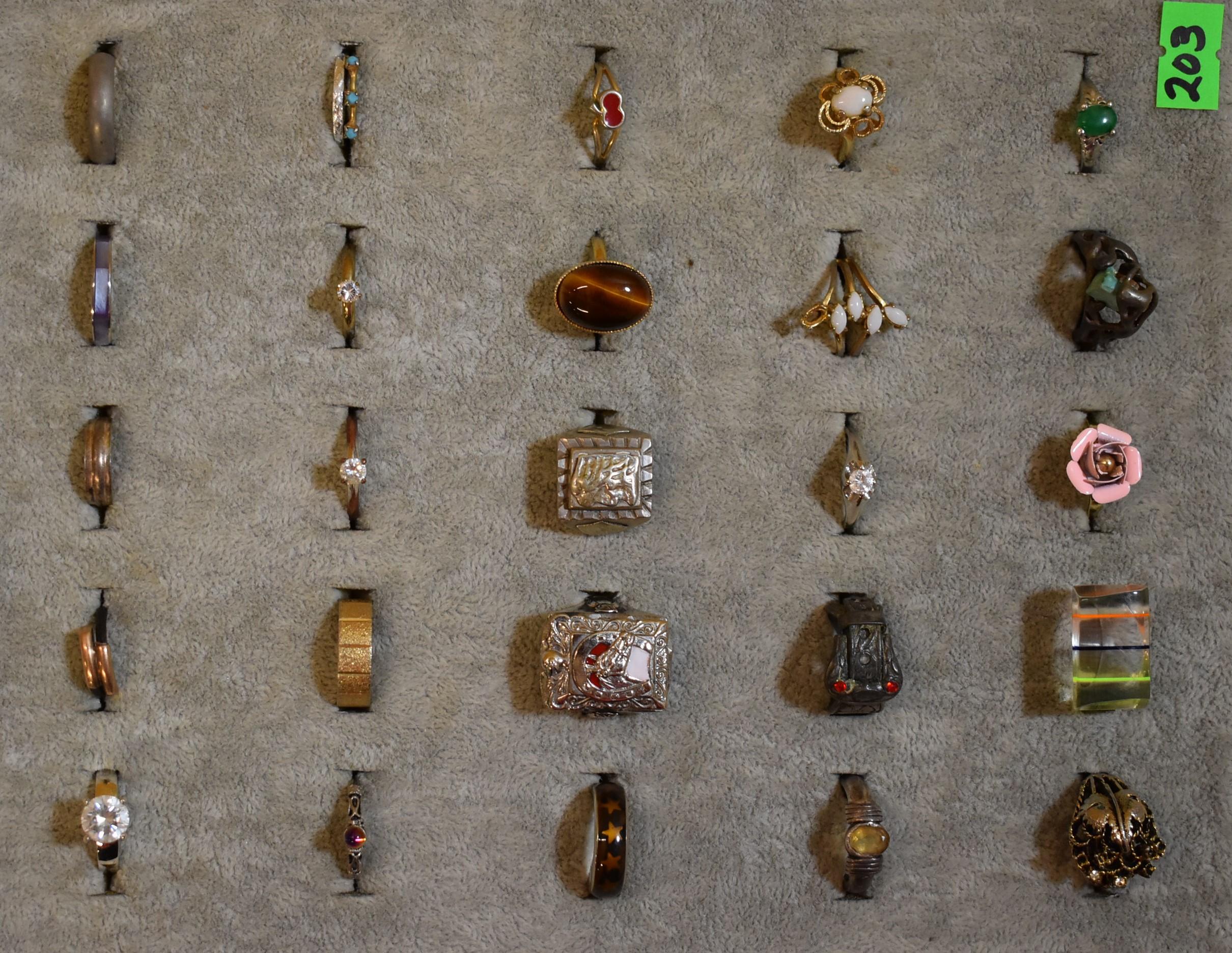 COSTUME RINGS!!