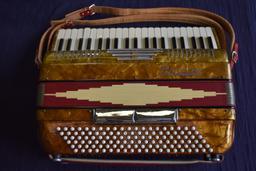 STUNNING BORSINI CASTELFIDARDO ACCORDION!!