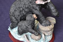 BEAR SCULPTURE!!