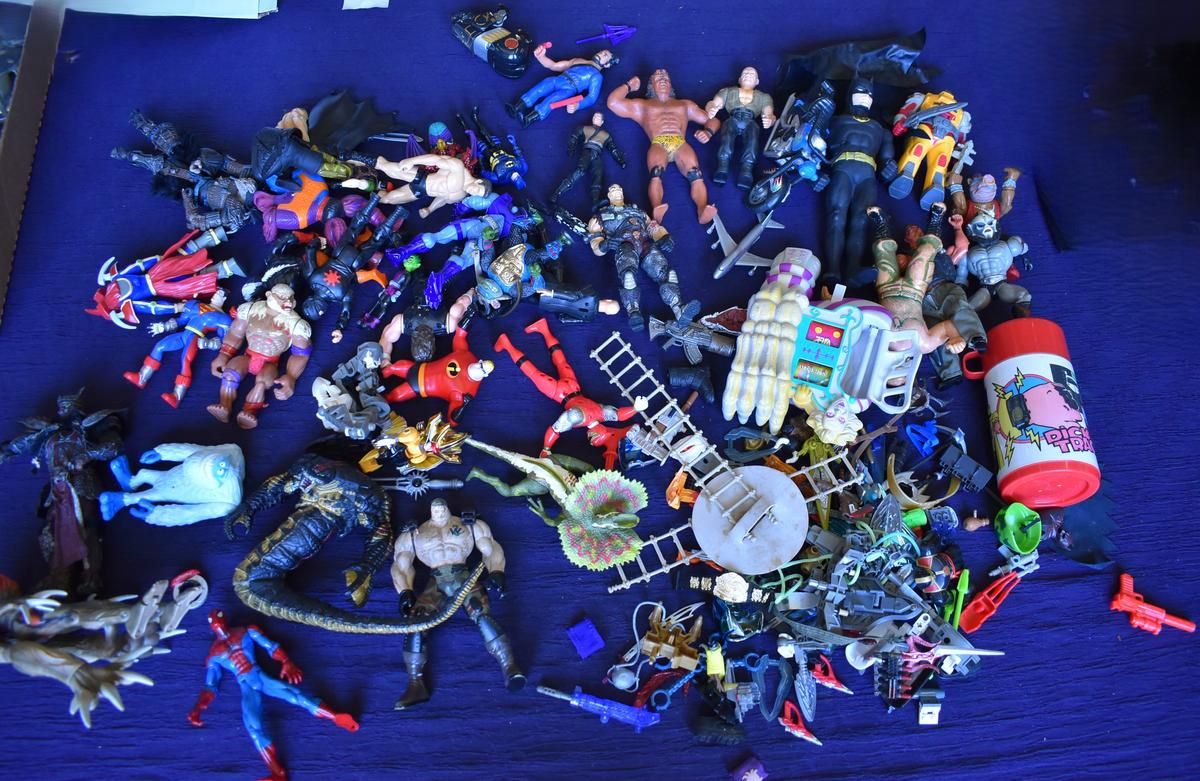 VINTAGE SUPER HERO ACTION FIGURES PLUS!!