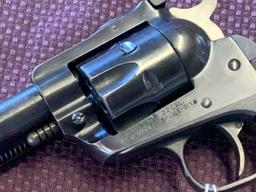 FIREARM/GUN RUGER SINGLE SIX!! H145