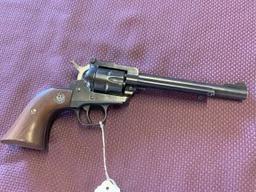 FIREARM/GUN RUGER SINGLE SIX!! H145