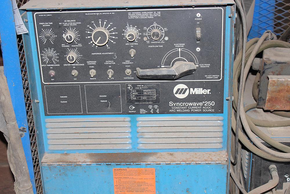 MILLER SYNCROWAVE 250 ARC WELDER WITH COOL MATE 3 , ALSO WITH CART