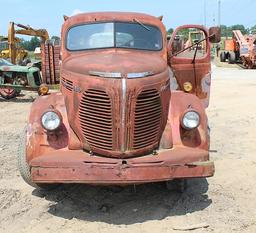1940'S REO SPEEDWAGON 1.5 TON DUAL WHEELED TRUCK - HOIST, BEEN IN WEEDS FOR A LONG TIME
