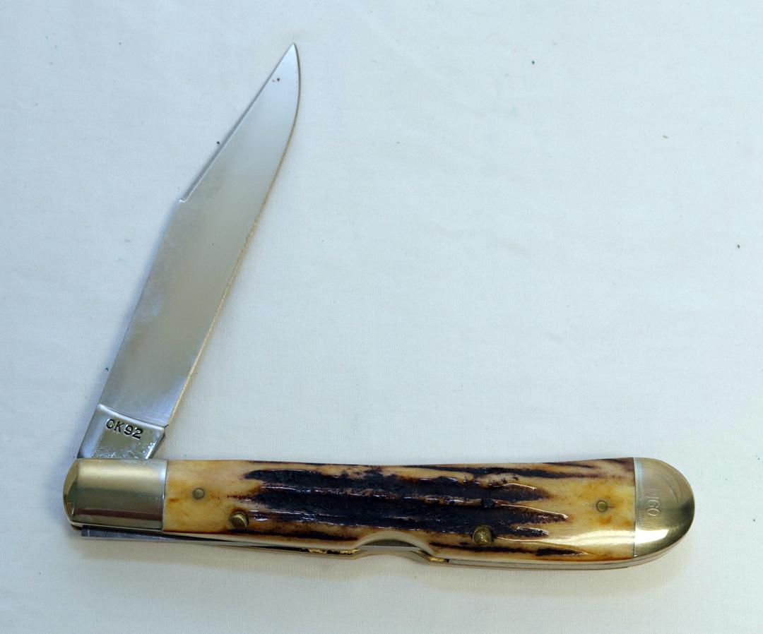 KA-BAR WHALER SINGLE BLADE FOLDING KNIFE AND A KA-BAR 1992 LARGE FOLDING ST