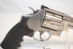 SMITH & WESSON 44 MAG REVOLVER, MODEL 629 CLASSIC, 6" BARREL WITH HARD CASE