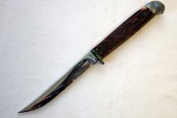 (2) CASE POCKET STEELS, A CASE PETITE HUNTING KNIFE W/ SHEATH, 2 CASE FOLDE