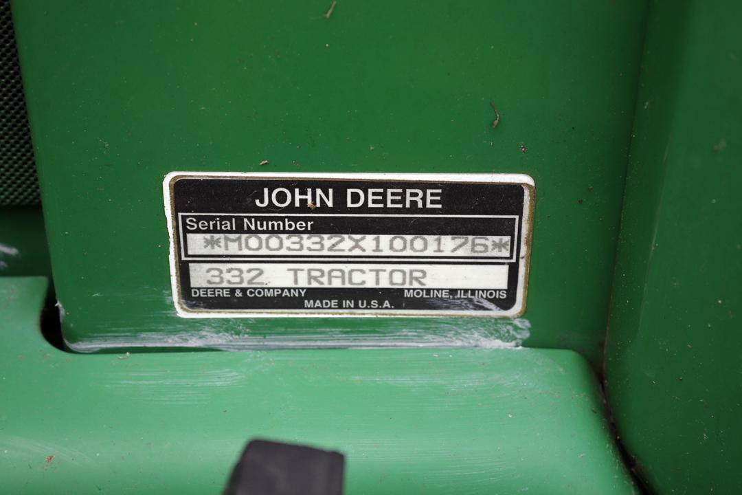 John Deere 332 Diesel Riding Lawn Mower, s/n M00332X100176
