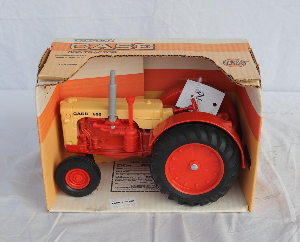 Ertl Diecast 1/16 scale Case Tractor