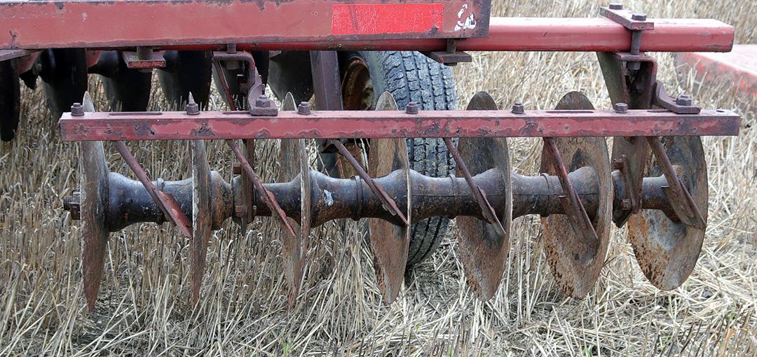 IH model 350, 10' wheel disc ,very good condition