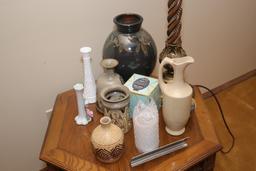 (3) Matching end tables, (2) lamps and other misc. décor