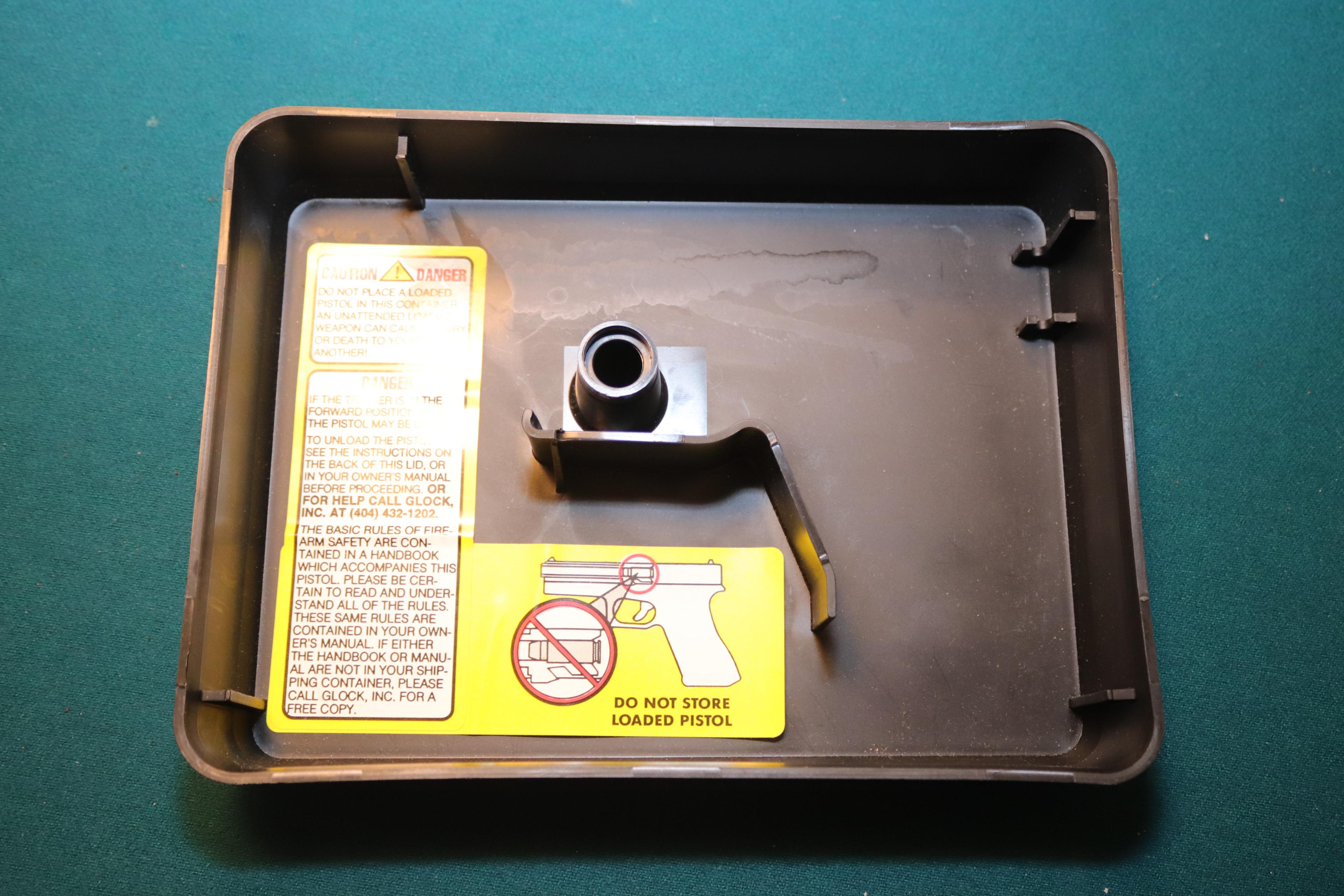 (1) "Tupperware" style Glock Safe Action pistol case