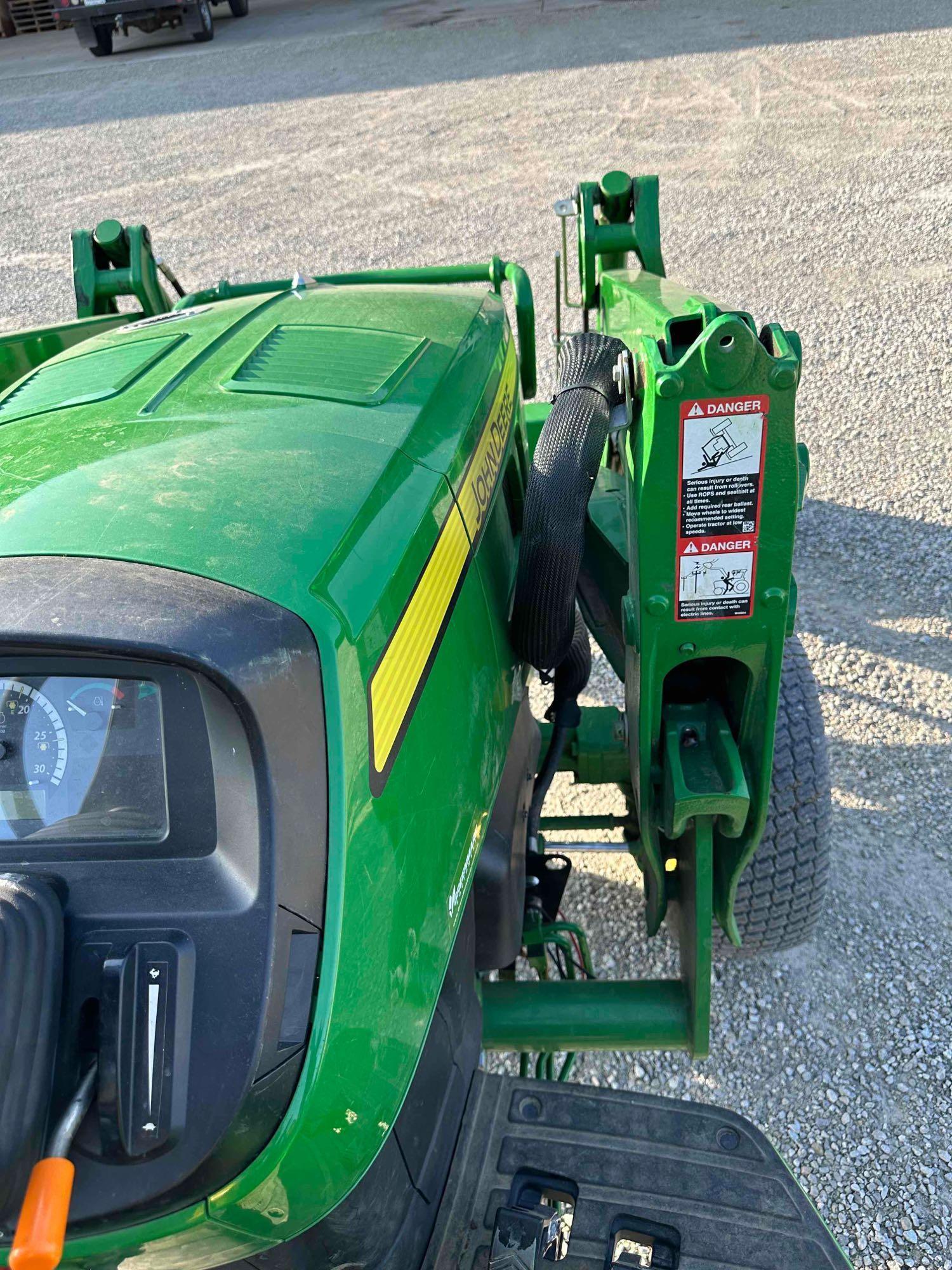 JOHN DEERE 4052R DIESEL FWD TRACTOR