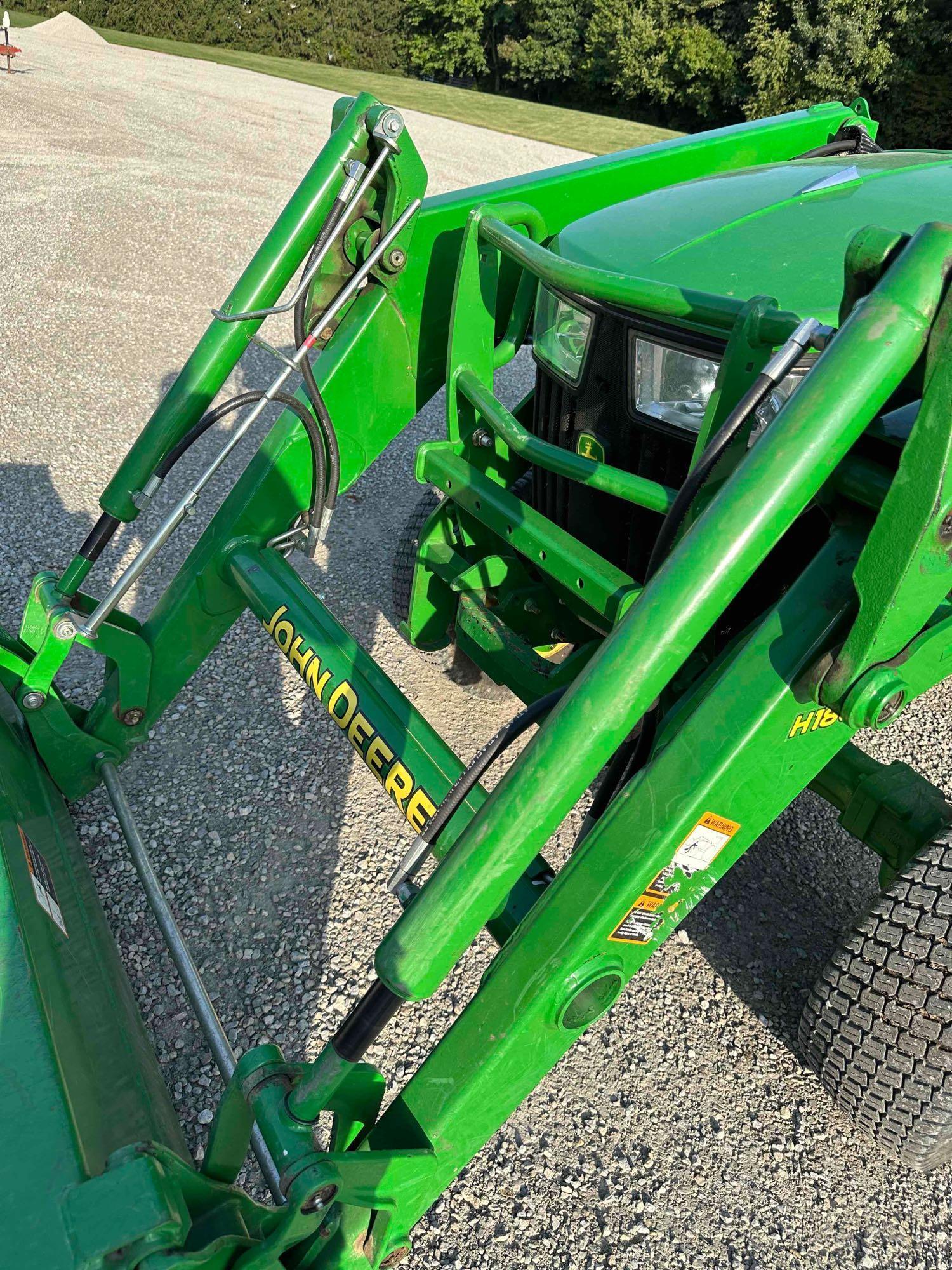 JOHN DEERE 4052R DIESEL FWD TRACTOR