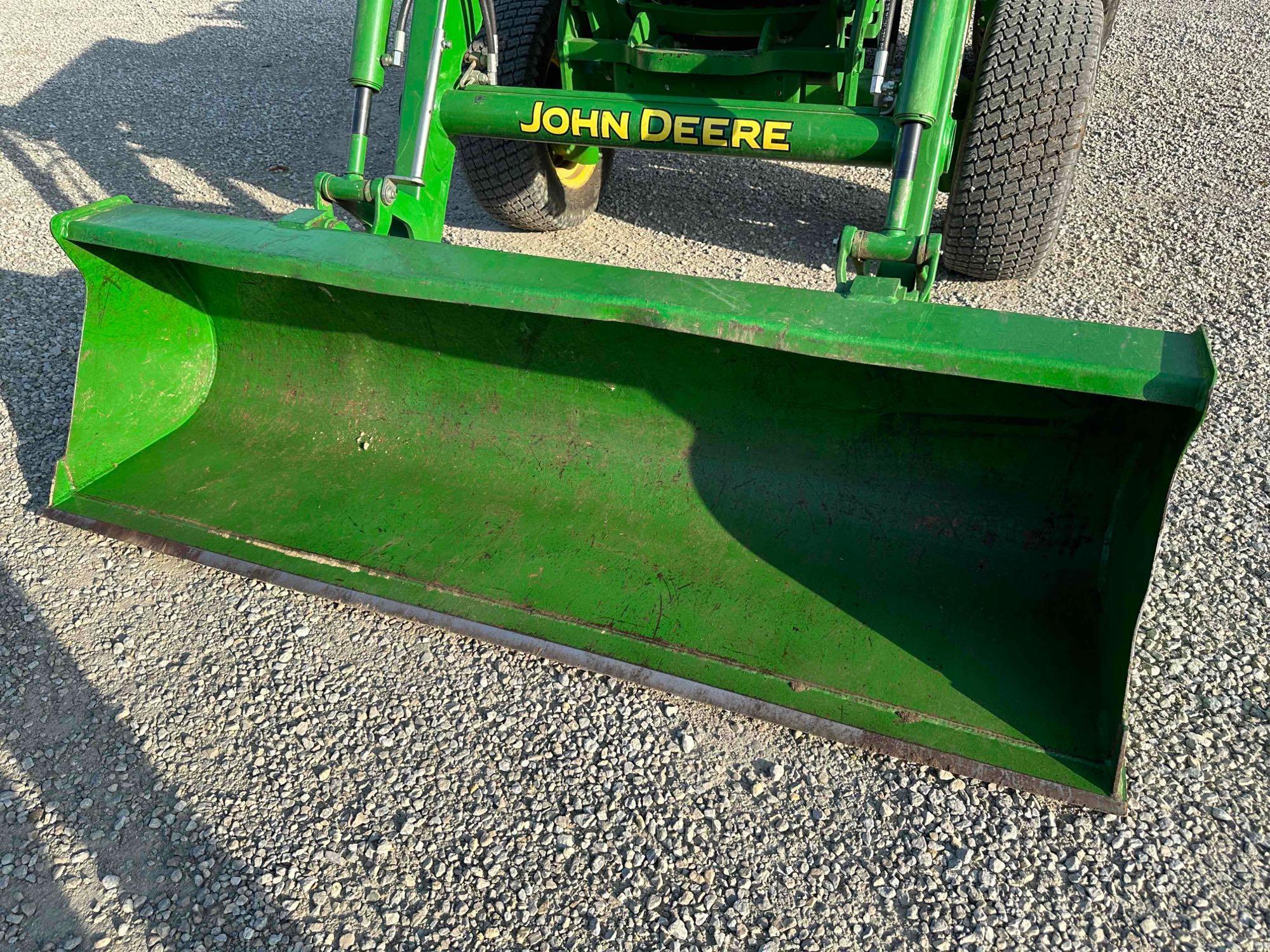 JOHN DEERE 4052R DIESEL FWD TRACTOR