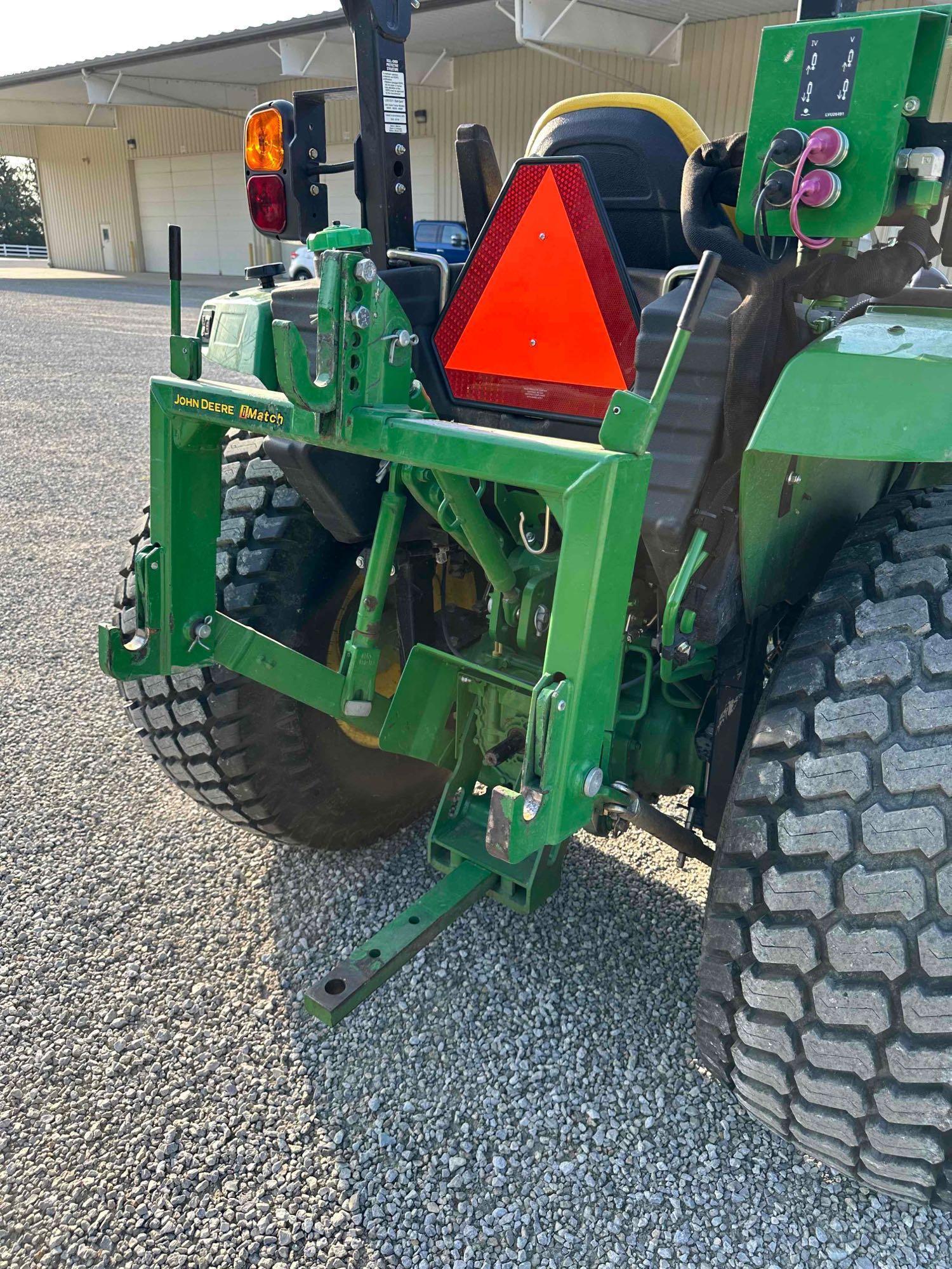 JOHN DEERE 4052R DIESEL FWD TRACTOR