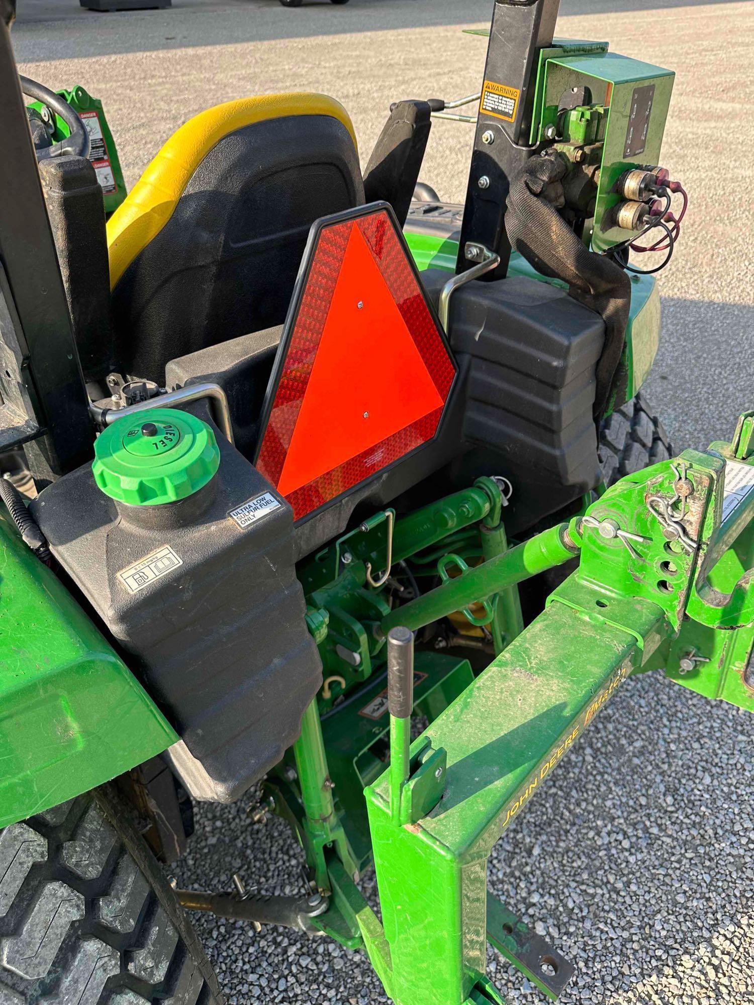 JOHN DEERE 4052R DIESEL FWD TRACTOR