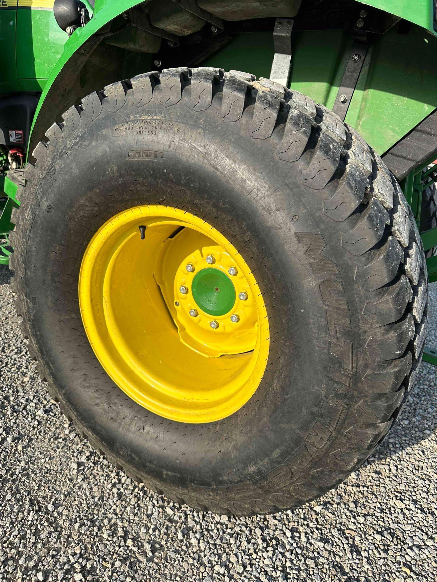 JOHN DEERE 4052R DIESEL FWD TRACTOR