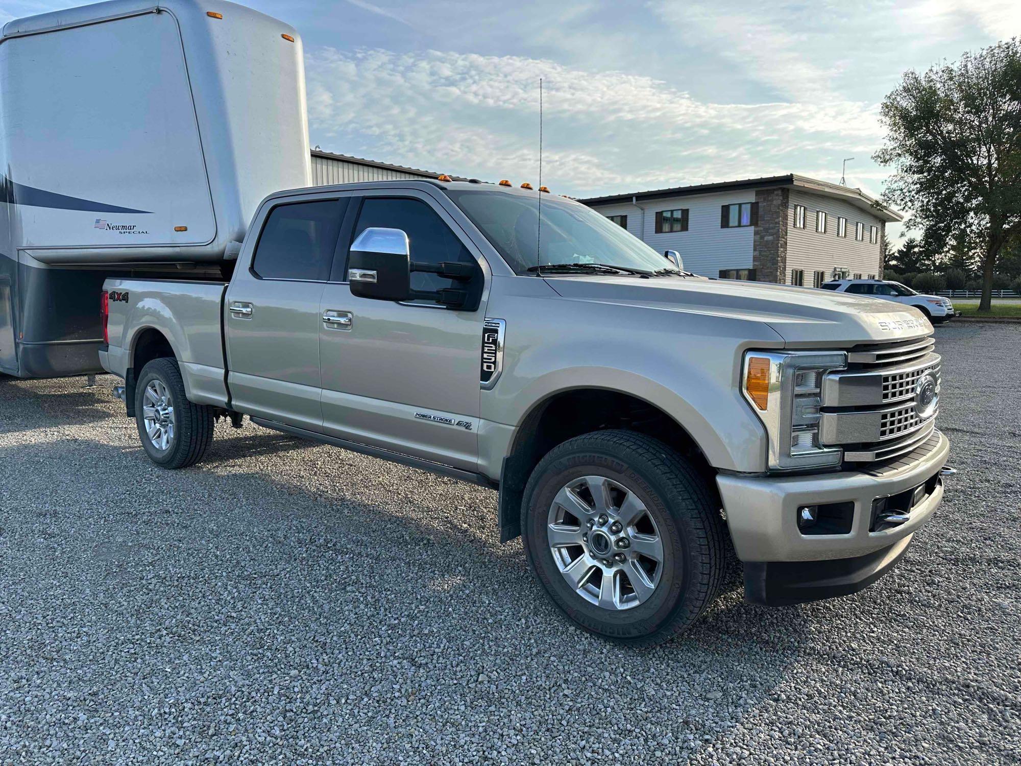 2017 FORD F-250 PLATINUM SUPER DUTY CREW CAB PICKUP TRUCK