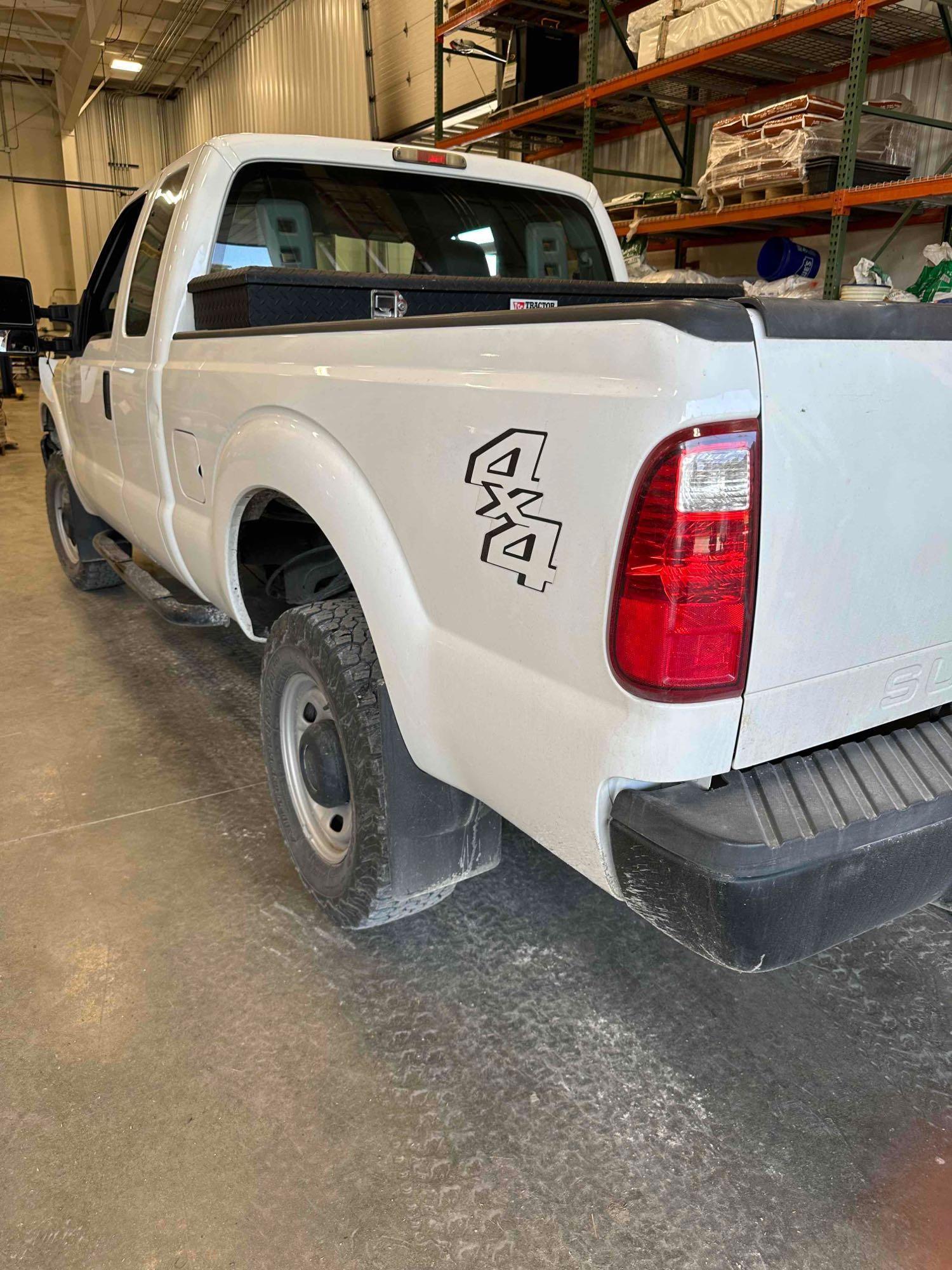 2011 FORD F-350 EXTENDED CAB PICKUP TRUCK