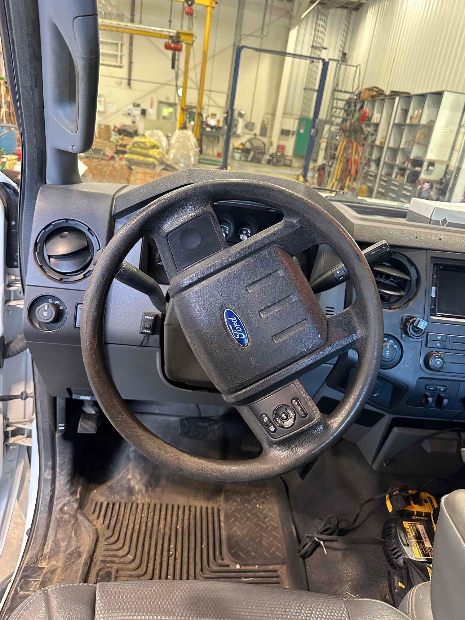 2011 FORD F-350 EXTENDED CAB PICKUP TRUCK