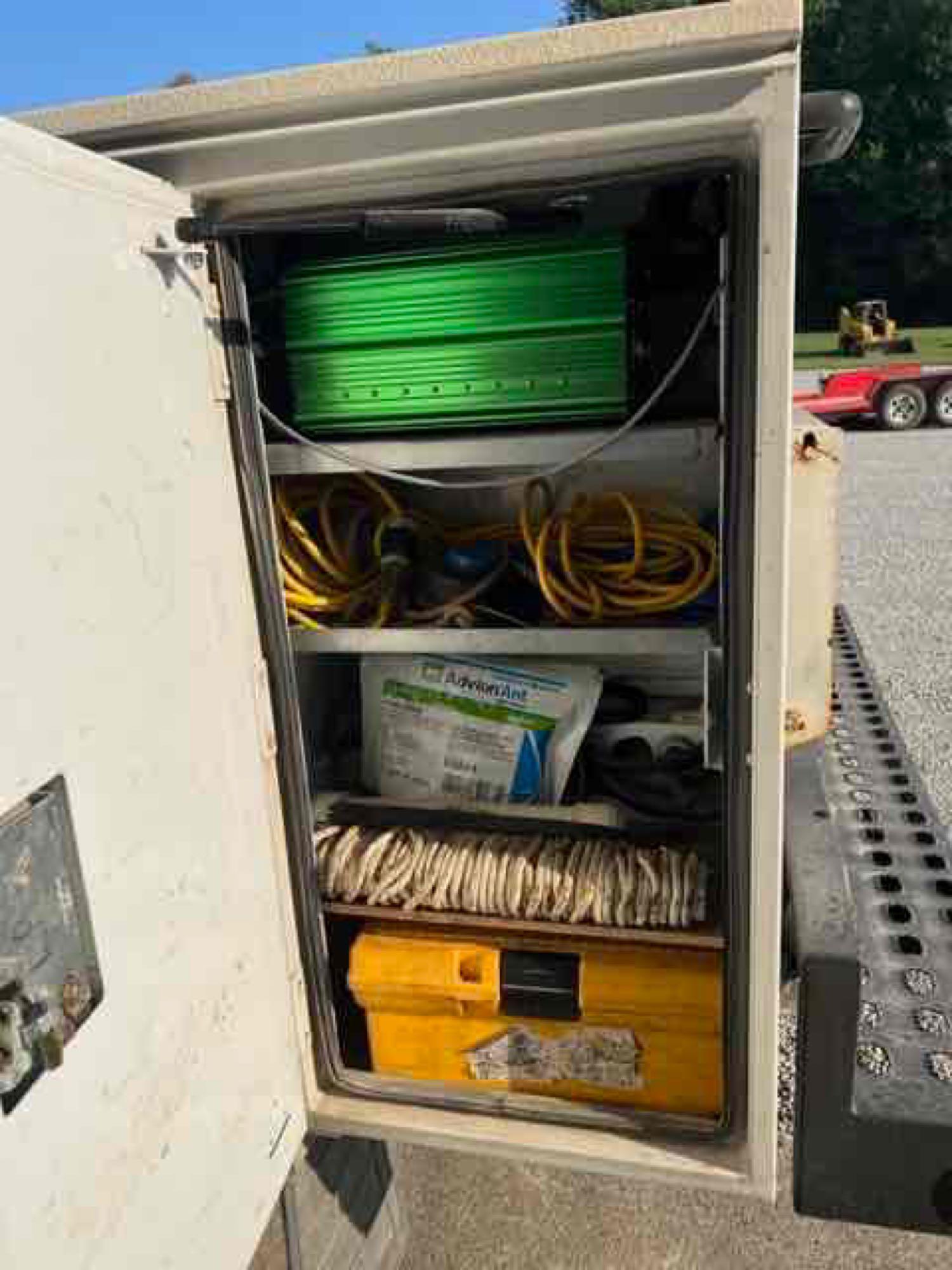 2011 FORD F-350 GAS STANDARD CAB SERVICE TRUCK