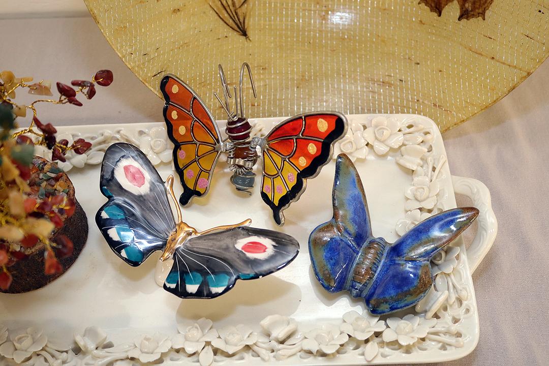 Lot of Butterfly Décor
