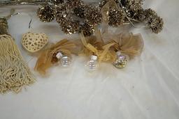 Pinecone Tree, Wreath and Other Christmas Items