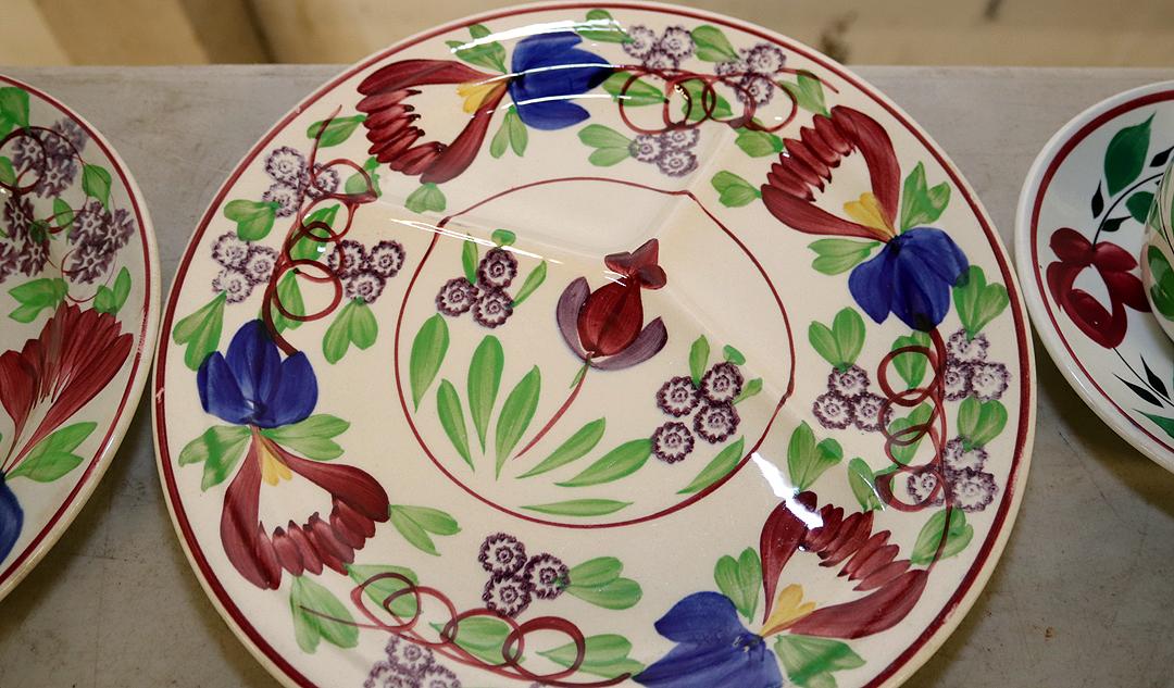 Gaudy Dutch Pieces