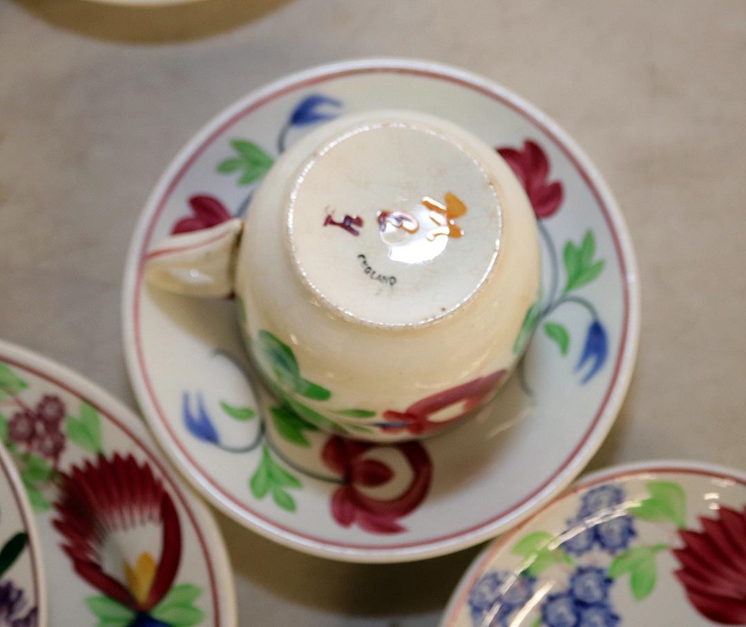Gaudy Dutch Pieces