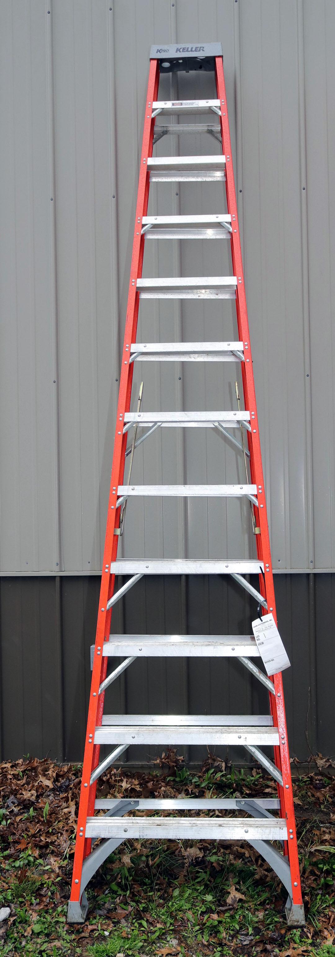 Fiberglass Step Ladder