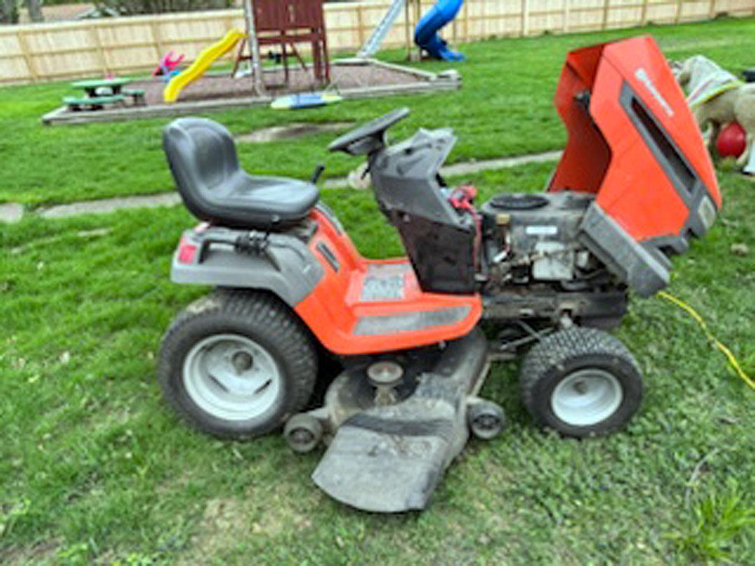 Husqvarna Lawn Tractor