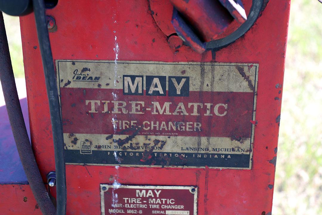 MAY MODEL M62B TIREMATIC TIRE CHANGER