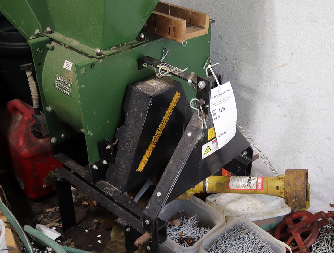 LIKE NEW MIGHTY MAC CATEGORY 2 3PT PTO CHIPPER/SHREDDER