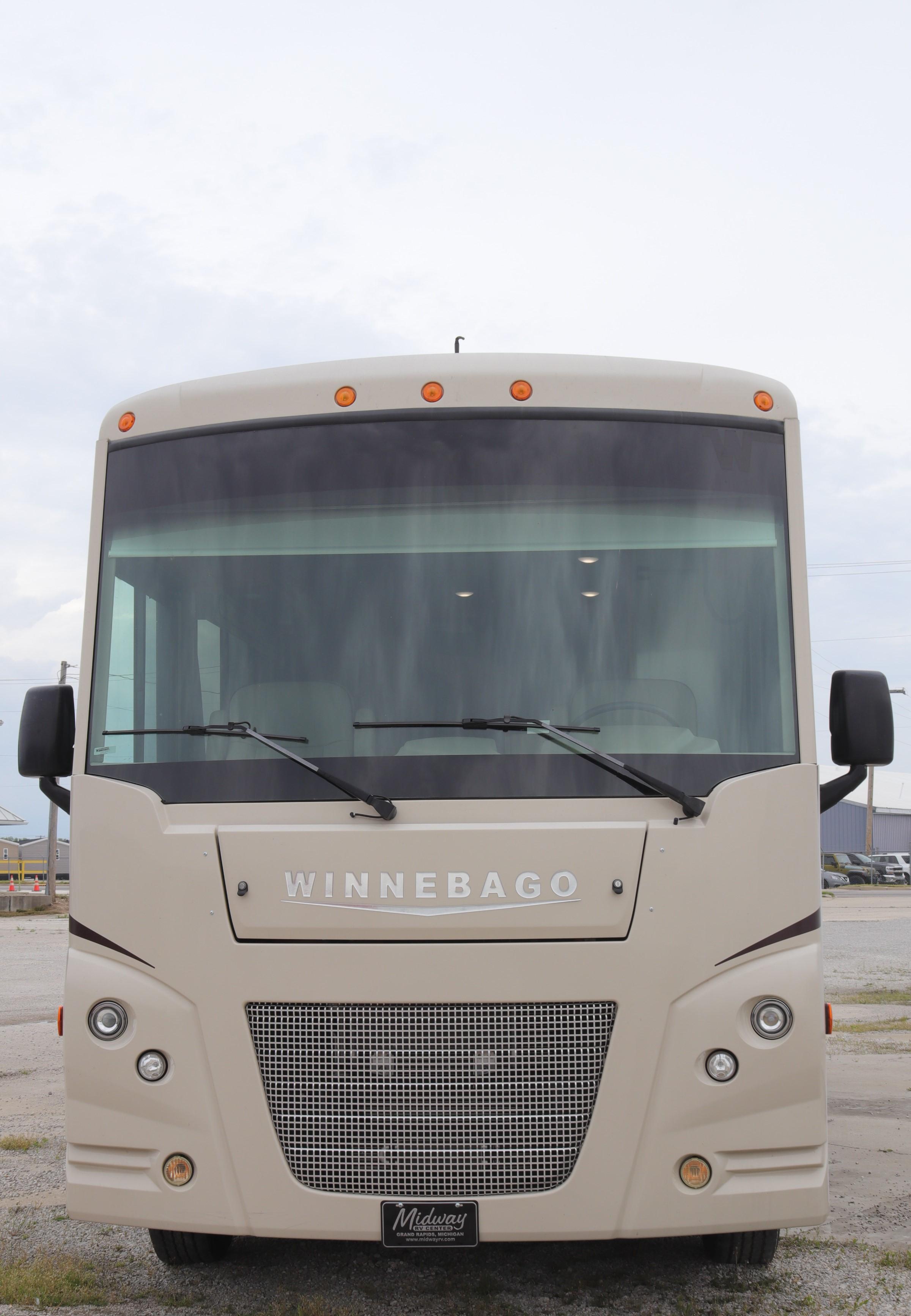 2020 Winnebago Vista Motorhome