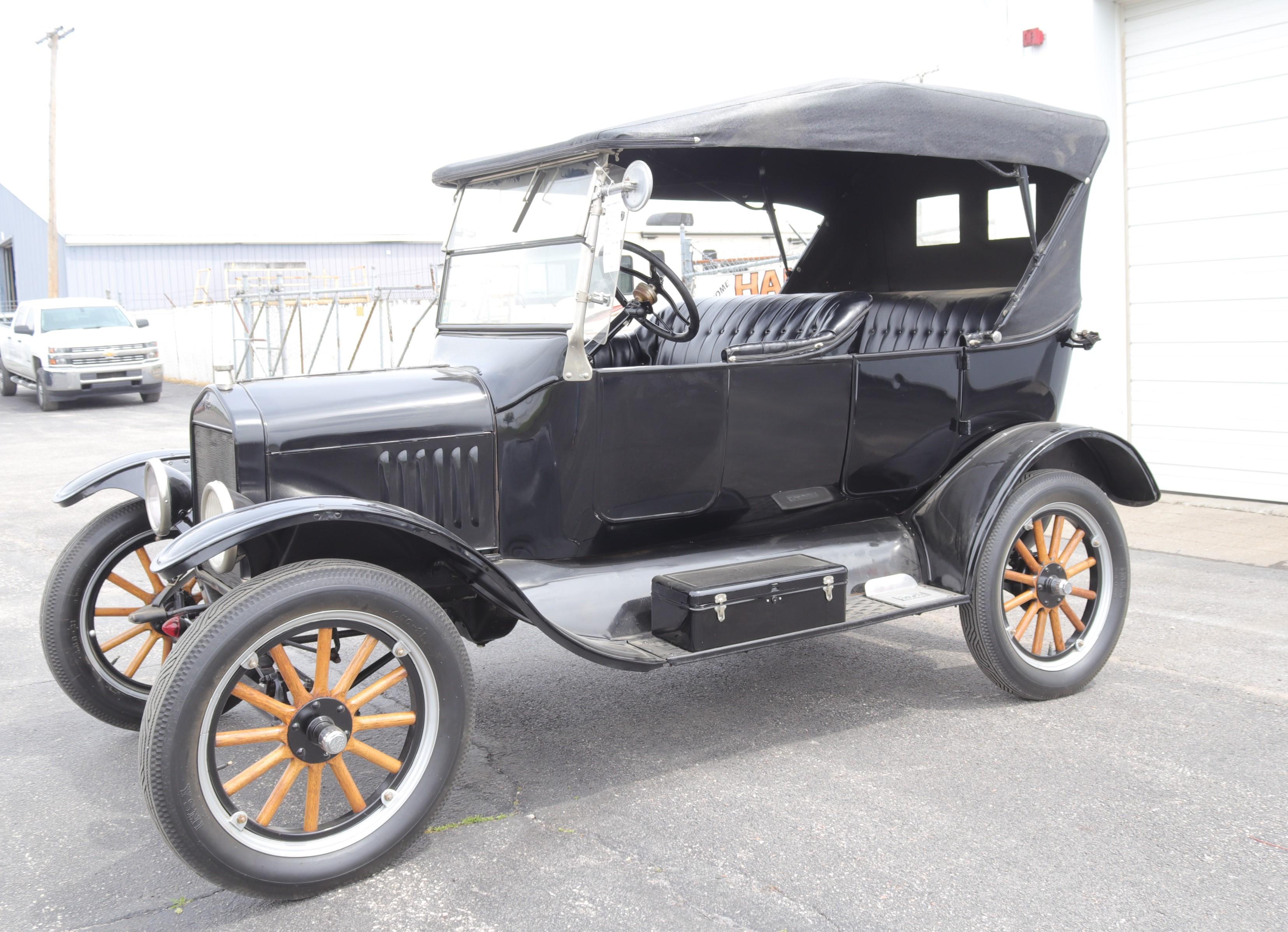 1923 Ford Model T Touring