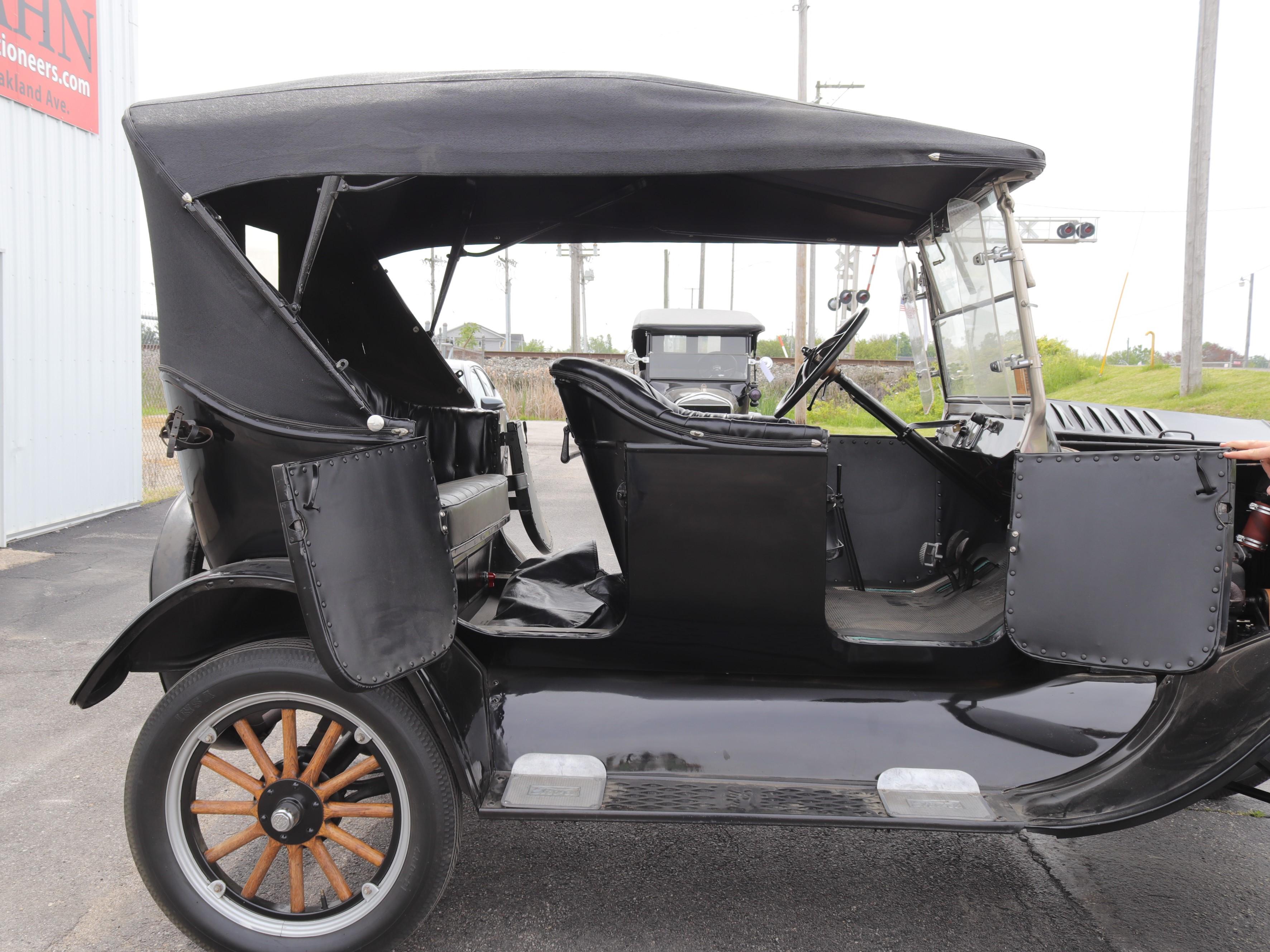 1923 Ford Model T Touring