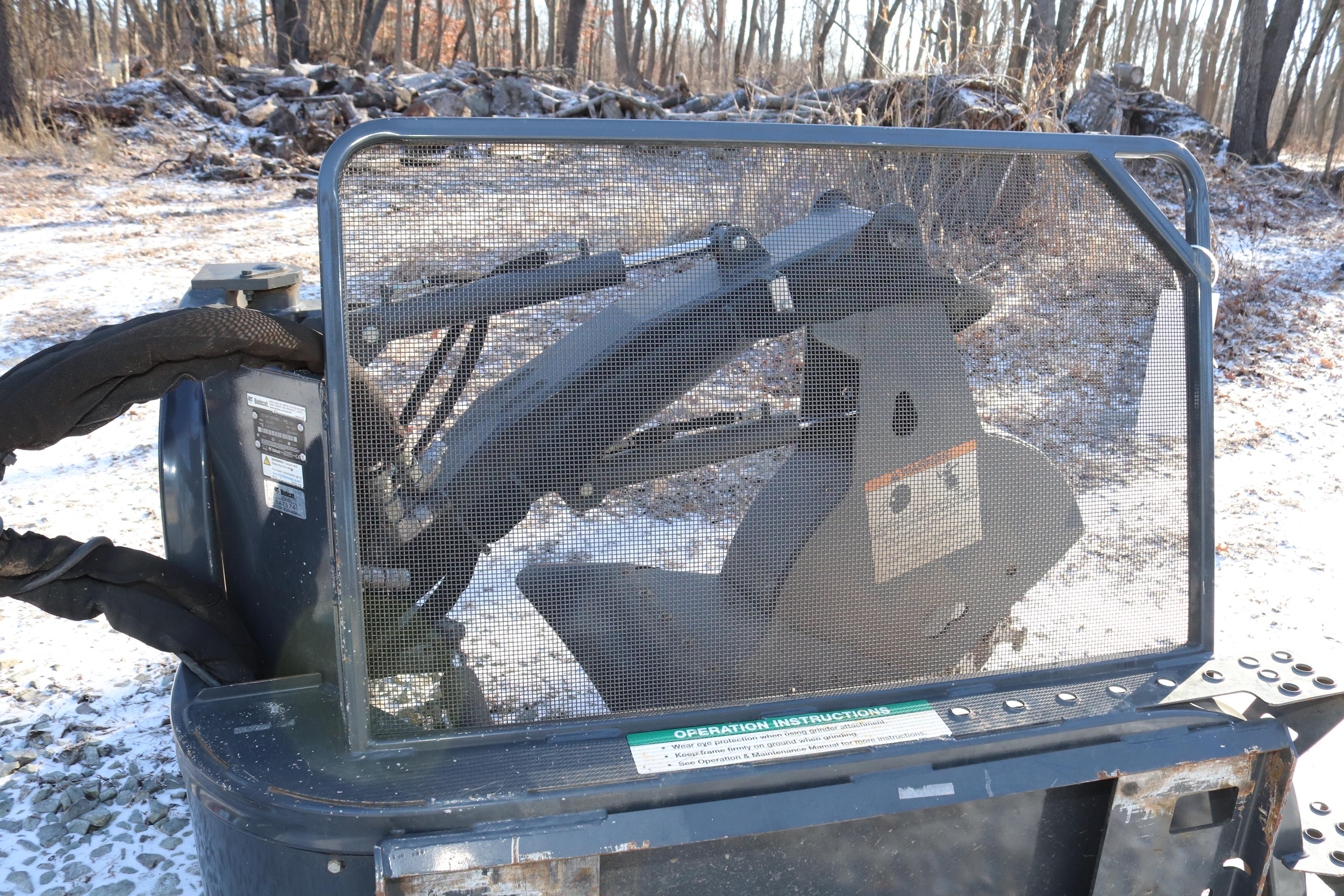 STUMP GRINDER