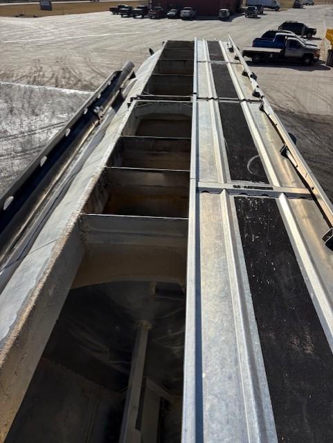 Semi Feed Trailer