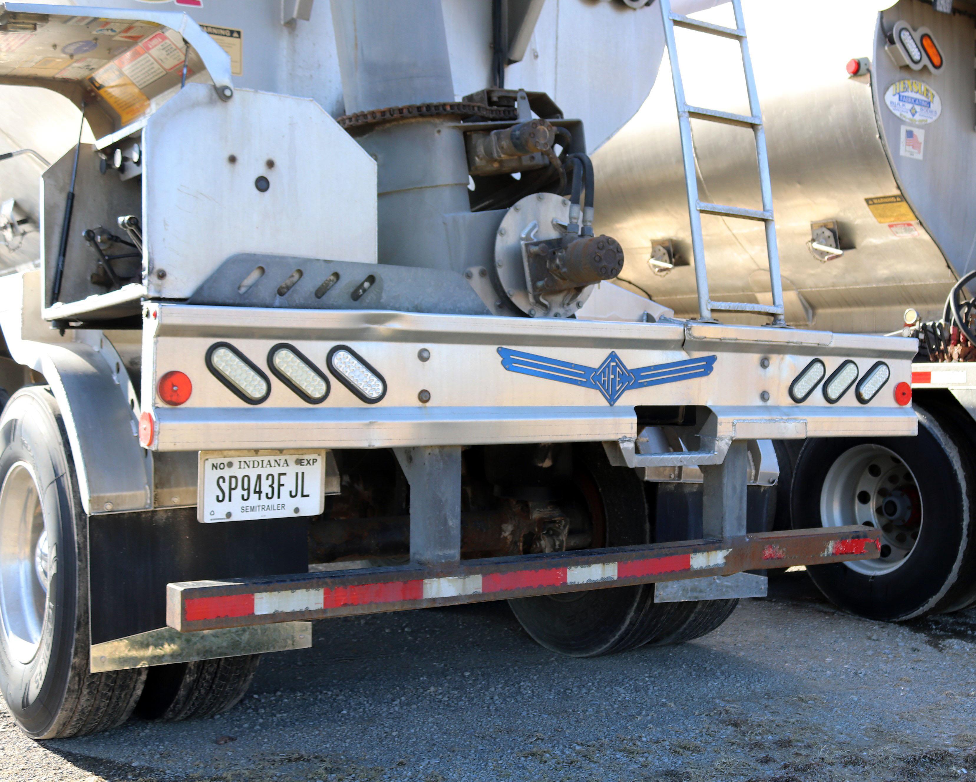 Semi Feed Trailer