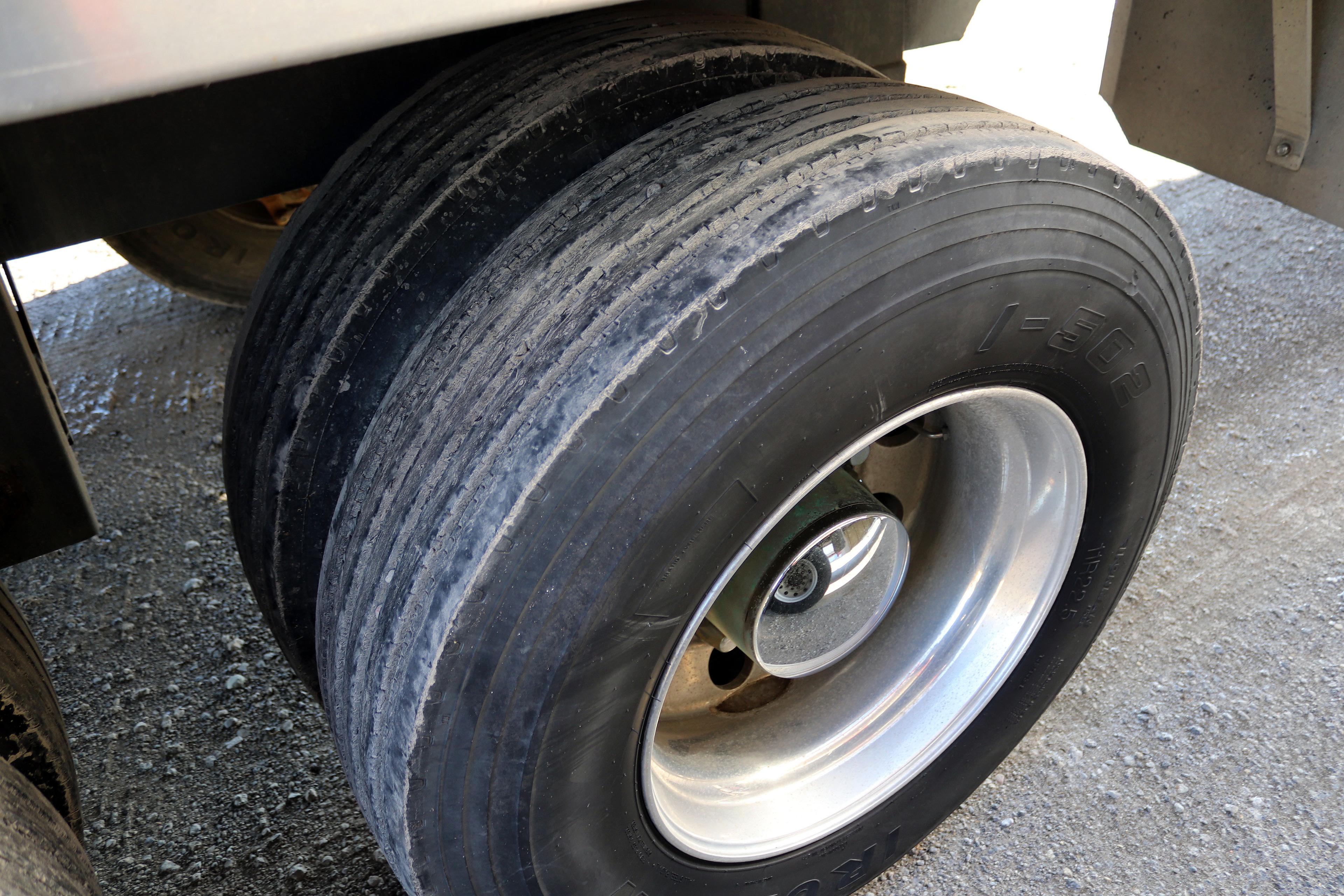 Semi Feed Trailer
