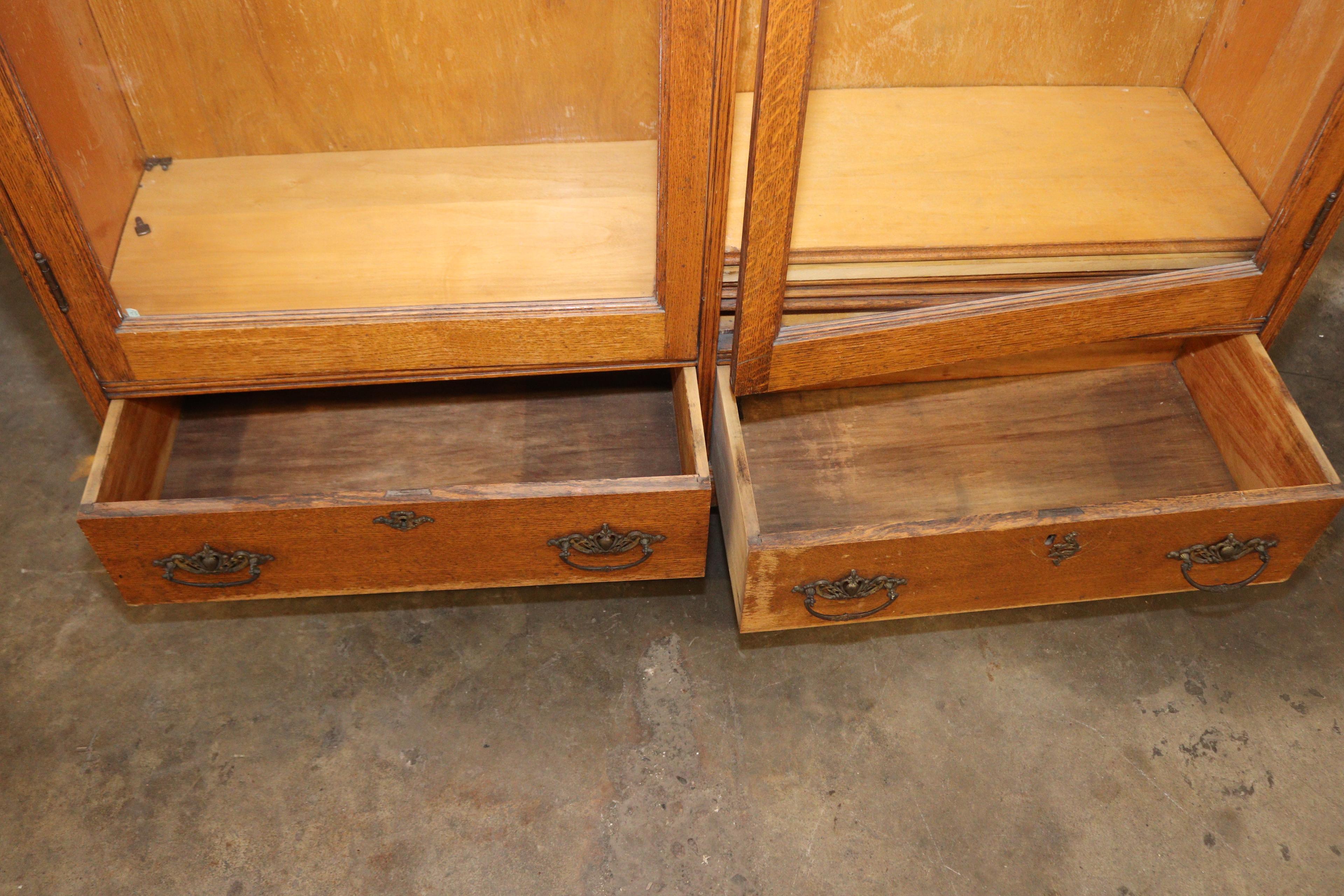 BOOKCASE
