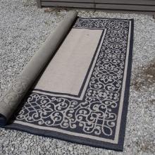 OUTDOOR RUG