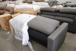 68" Loveseat