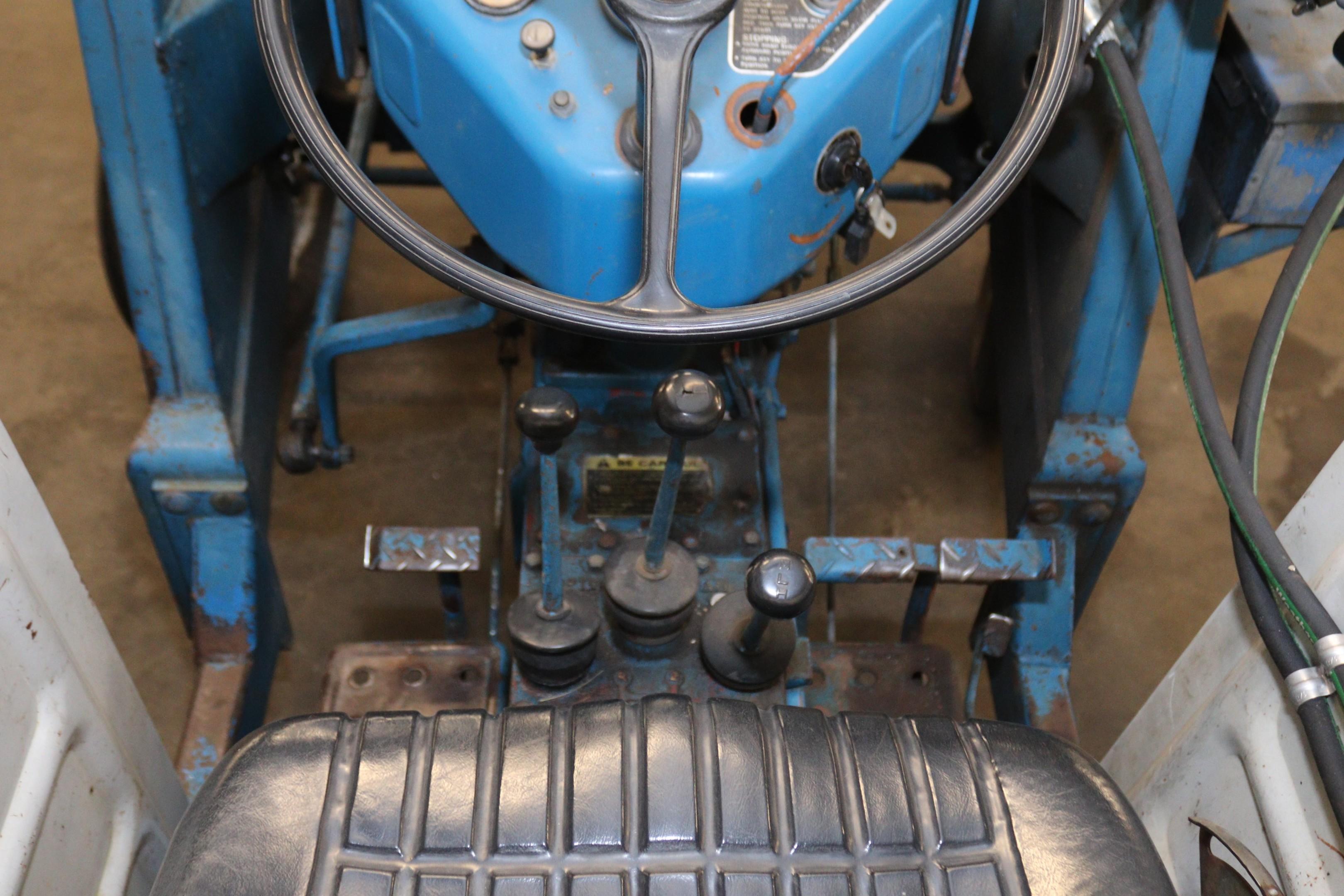 Ford 1000 Diesel Tractor, 2144 Hours, 3 pt. and Kelly Loader 4' with Wheel Weights, Full Set of Chai