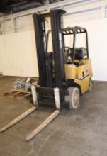 Yale Hard Rubber Tired Forklift, LP Gas, Side Shift, 4000 lb. Capacity, 3101 Hours, 42" Forks, 3-sta