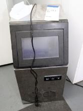 ICE MAKER