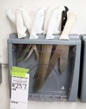 KNIFE STATION & KNIVES